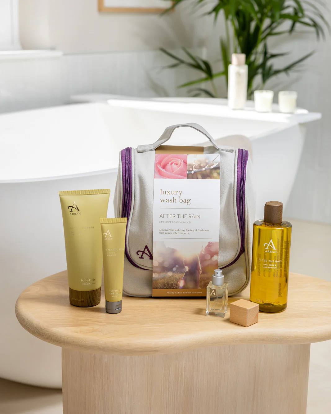 After The Rain Wash Bag - Image 6