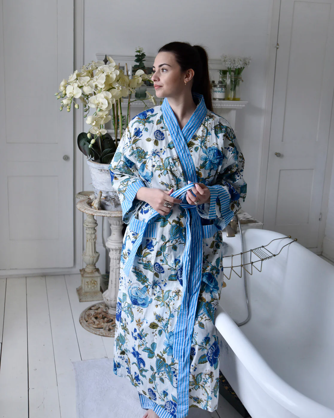 Blue Rose Ladies Dressing Gown - Image 6