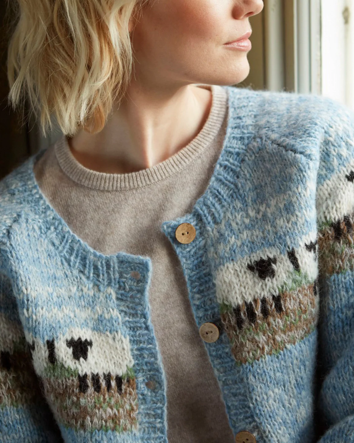 Hazy Sheep Cardigan Large - Image 3